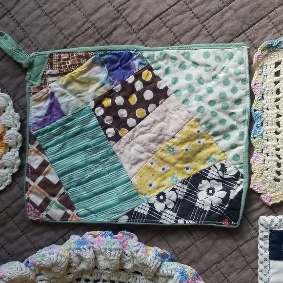 Bundle of Six Vintage Tea Kettle Teapot Table Protectors Tea Cozy - Picture 4 of 7